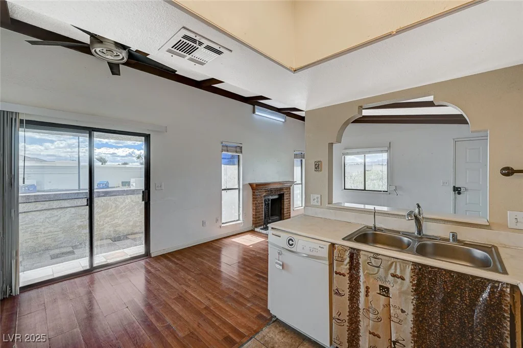 4706 Obannon, Las Vegas, NV 89102