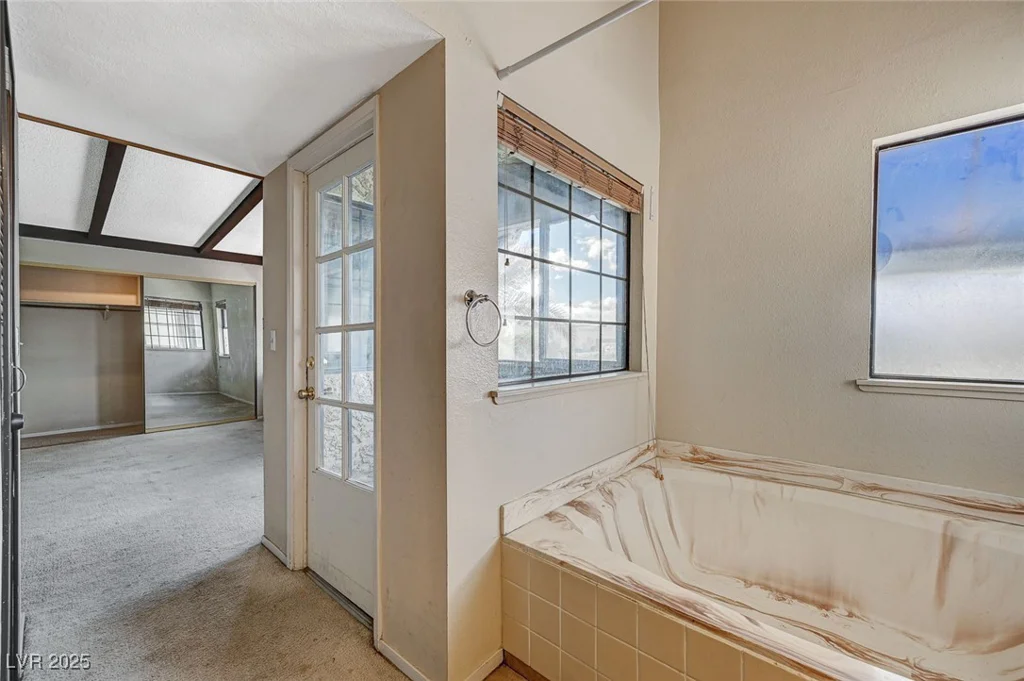4706 Obannon, Las Vegas, NV 89102