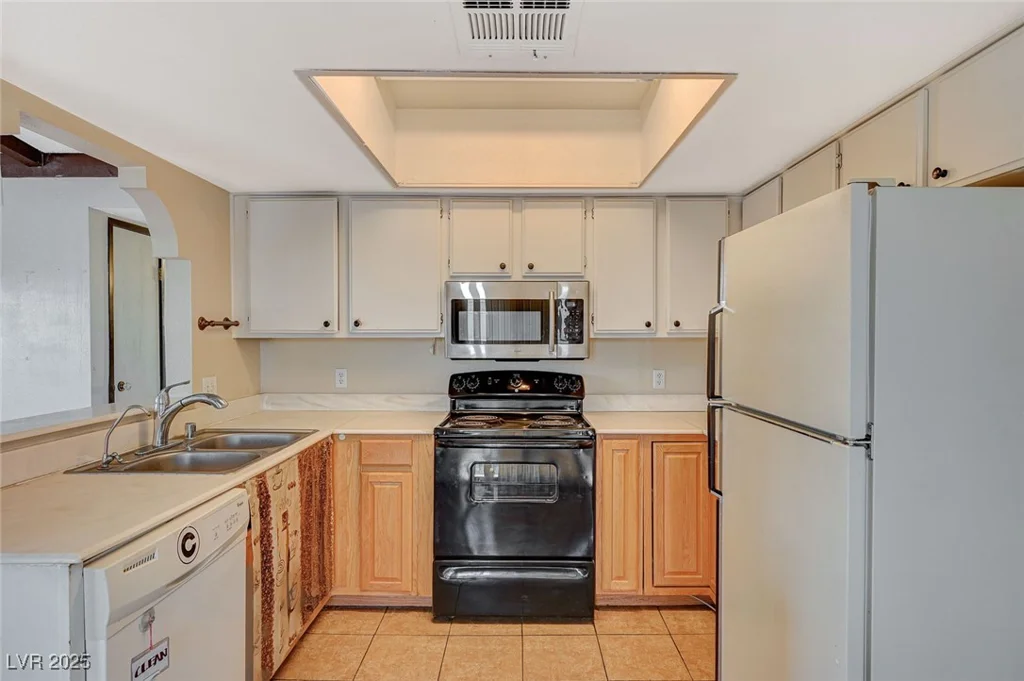 4706 Obannon, Las Vegas, NV 89102