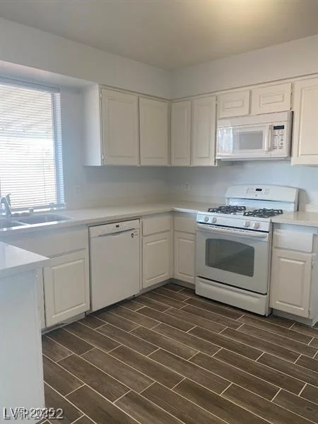 4300 Don Quixote, Las Vegas, NV 89121