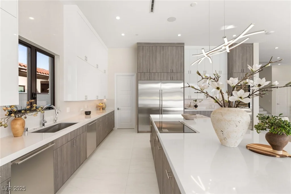 32 GRAND CORNICHE, Henderson, NV 89011