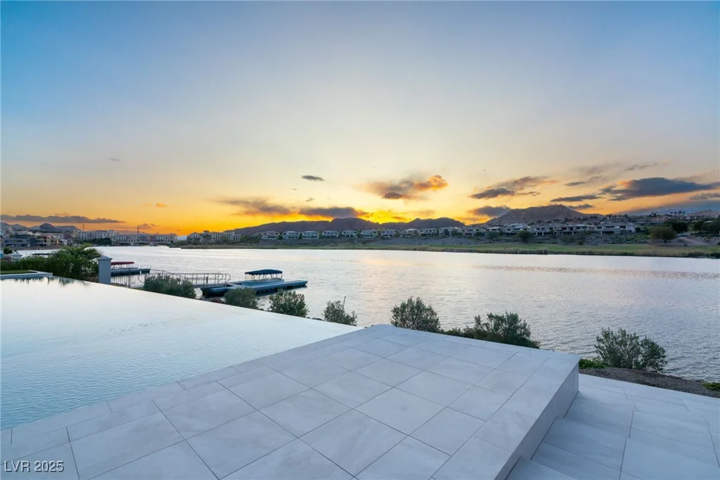 32 GRAND CORNICHE, Henderson, NV 89011