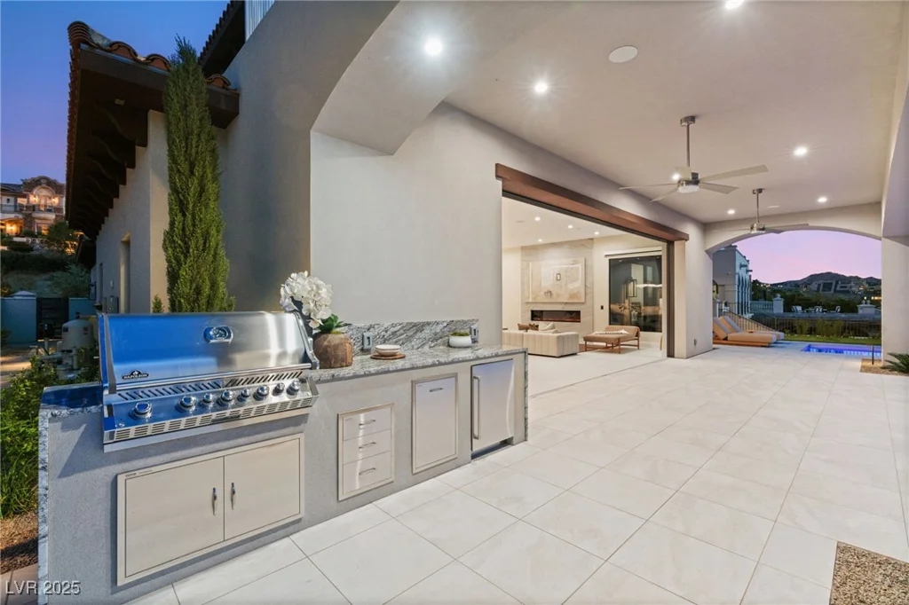 32 GRAND CORNICHE, Henderson, NV 89011