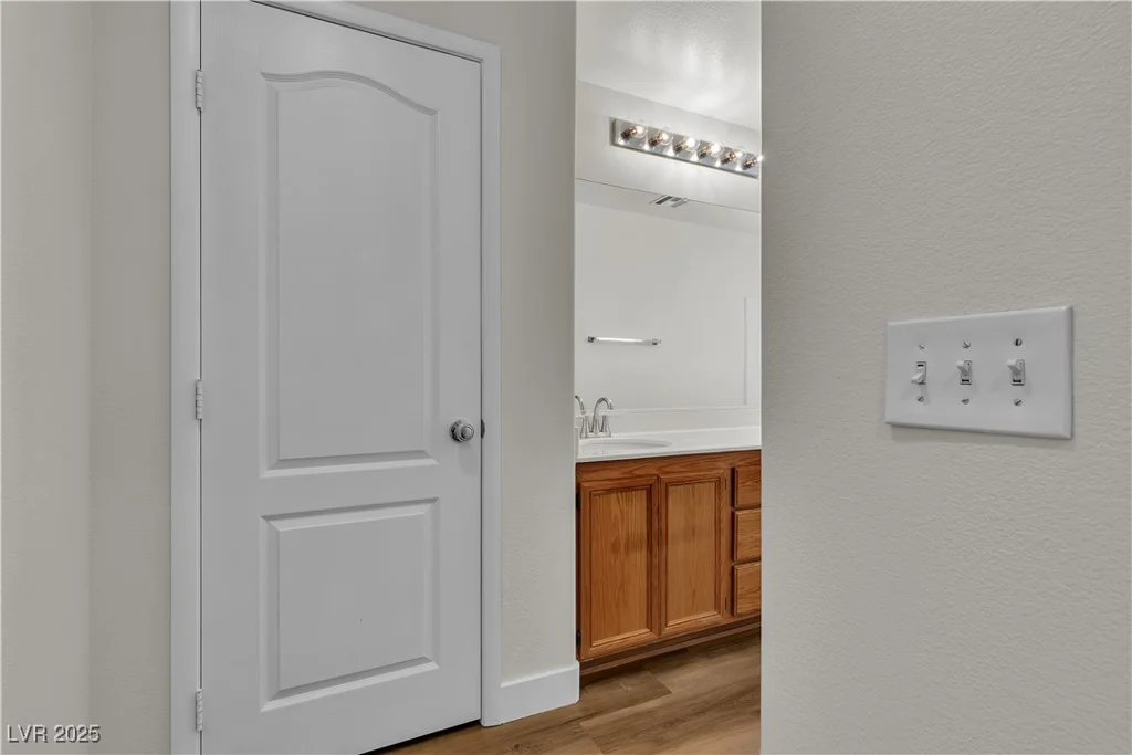 9526 Vast Valley, Las Vegas, NV 89148