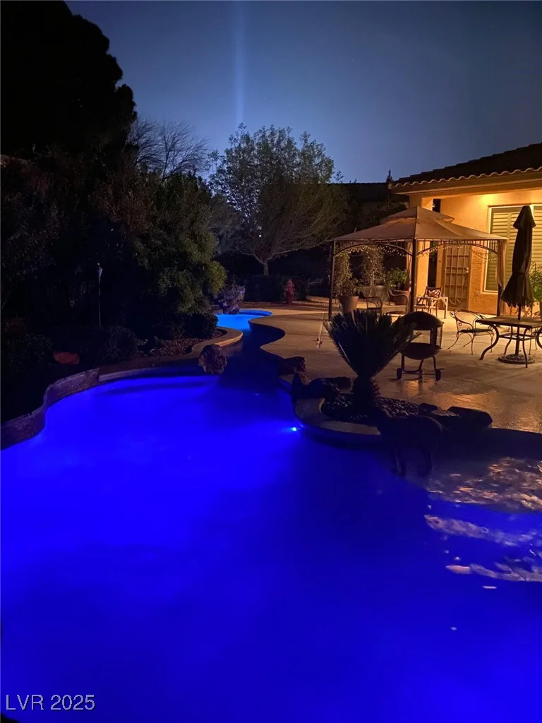 7685 Gilespie, Las Vegas, NV 89123