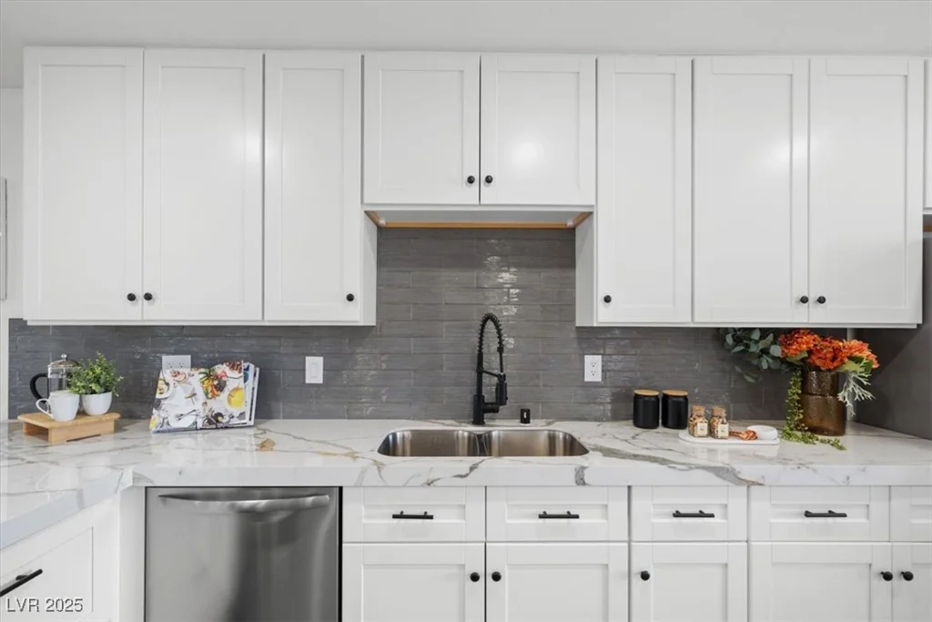 3492 Edison, Las Vegas, NV 89121