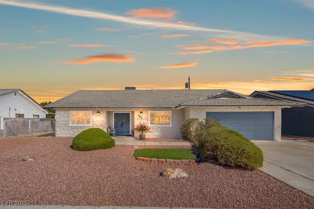 3492 Edison, Las Vegas, NV 89121