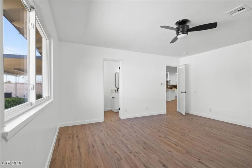 3492 Edison, Las Vegas, NV 89121