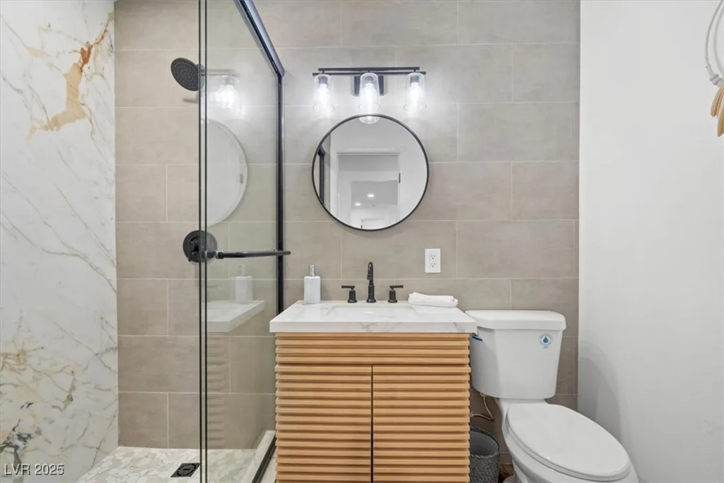 3492 Edison, Las Vegas, NV 89121
