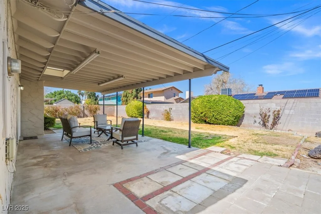 3492 Edison, Las Vegas, NV 89121