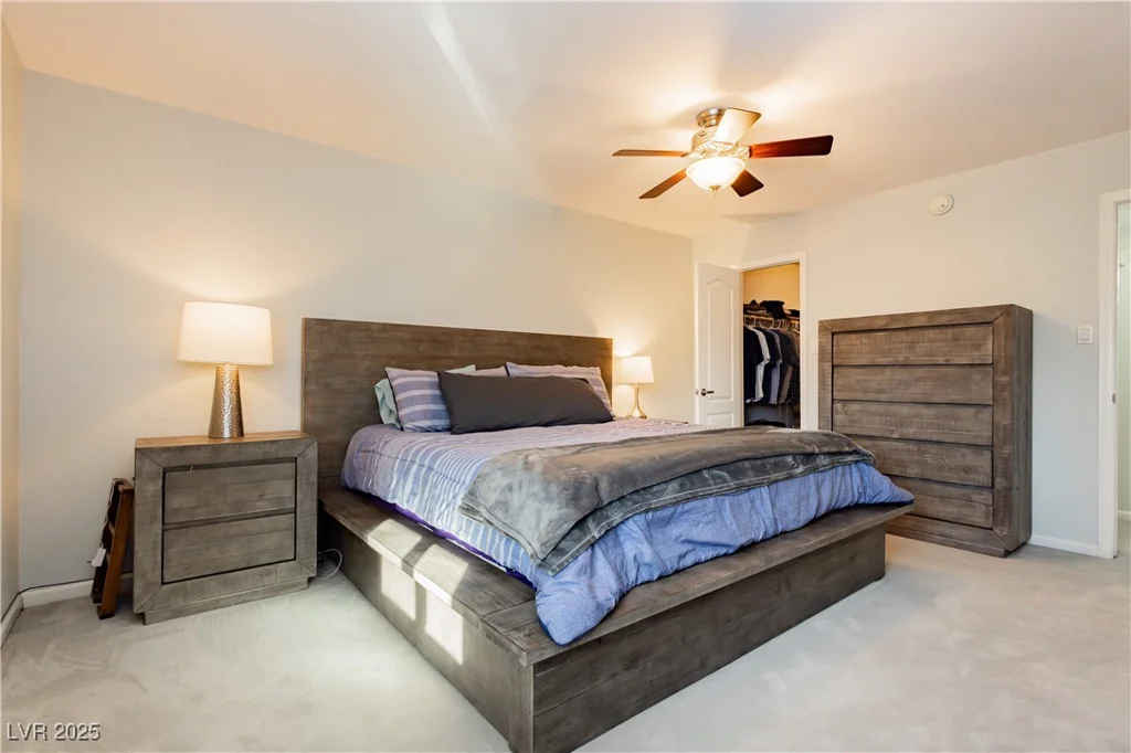 737 Oakmont, Las Vegas, NV 89109