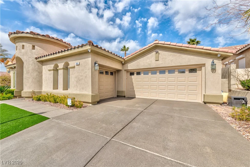 2824 Soaring Peak, Henderson, NV 89052