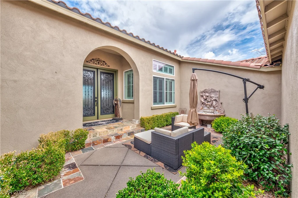 2824 Soaring Peak, Henderson, NV 89052