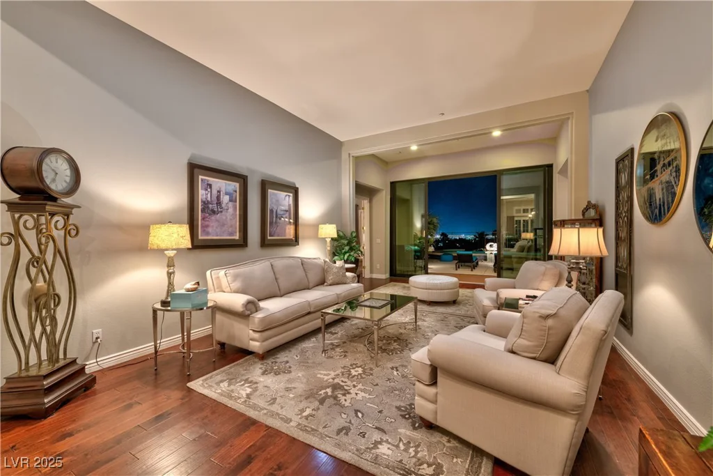 2824 Soaring Peak, Henderson, NV 89052