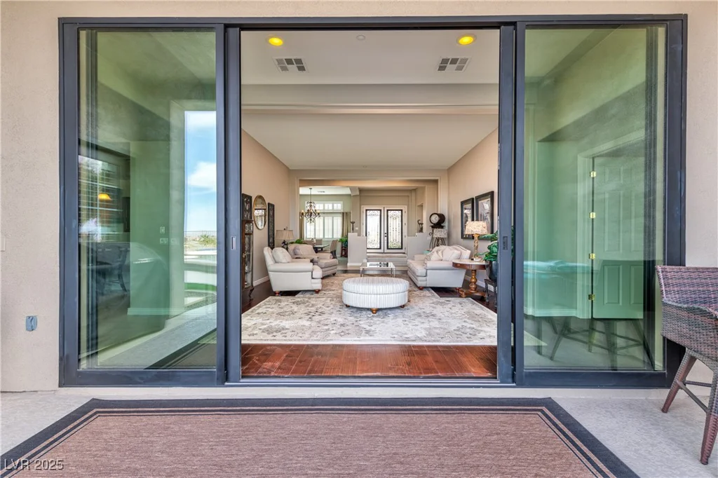 2824 Soaring Peak, Henderson, NV 89052