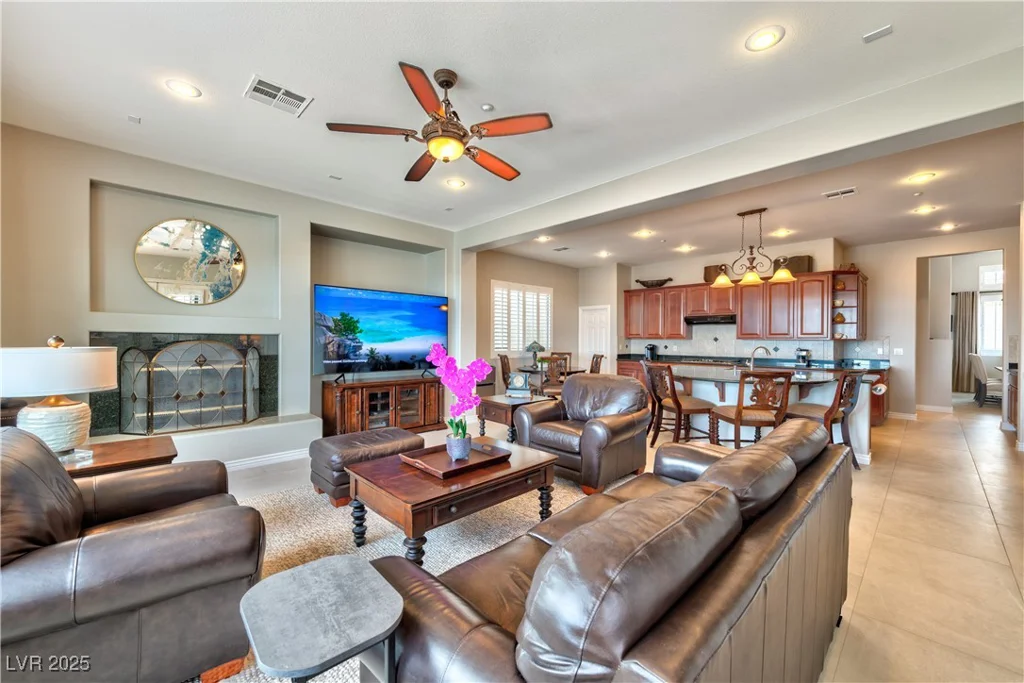 2824 Soaring Peak, Henderson, NV 89052