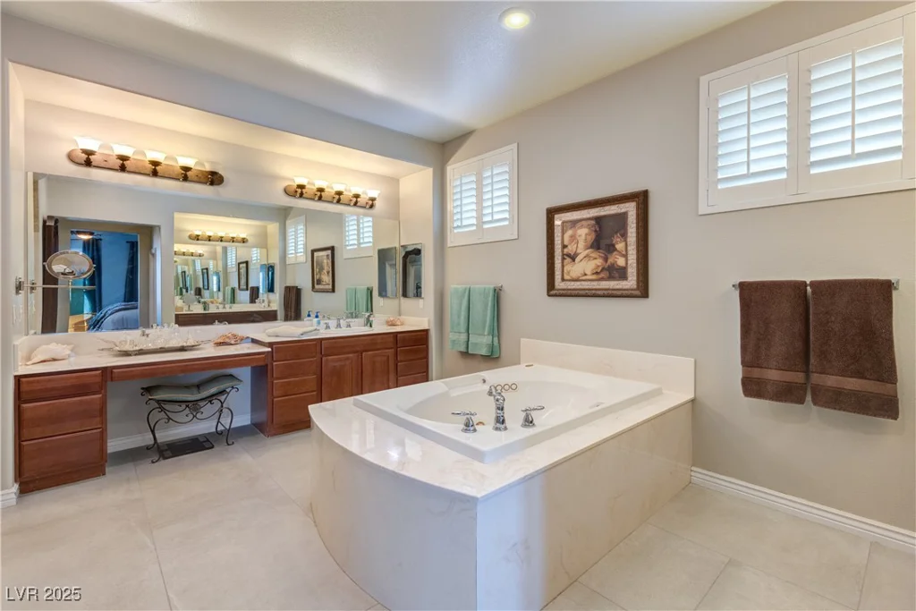 2824 Soaring Peak, Henderson, NV 89052