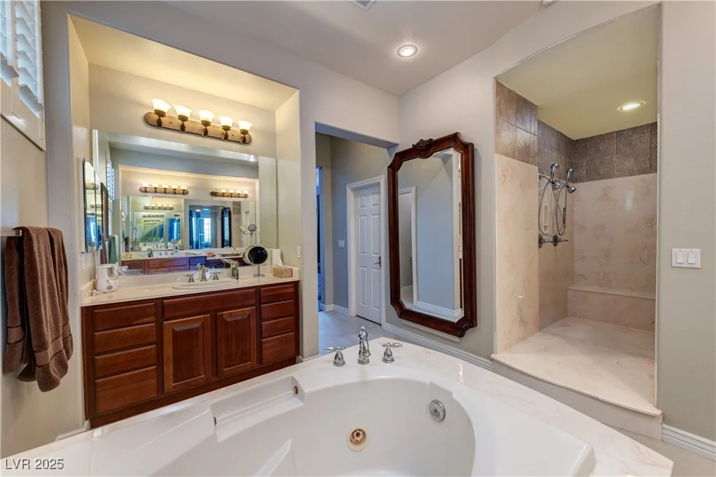 2824 Soaring Peak, Henderson, NV 89052