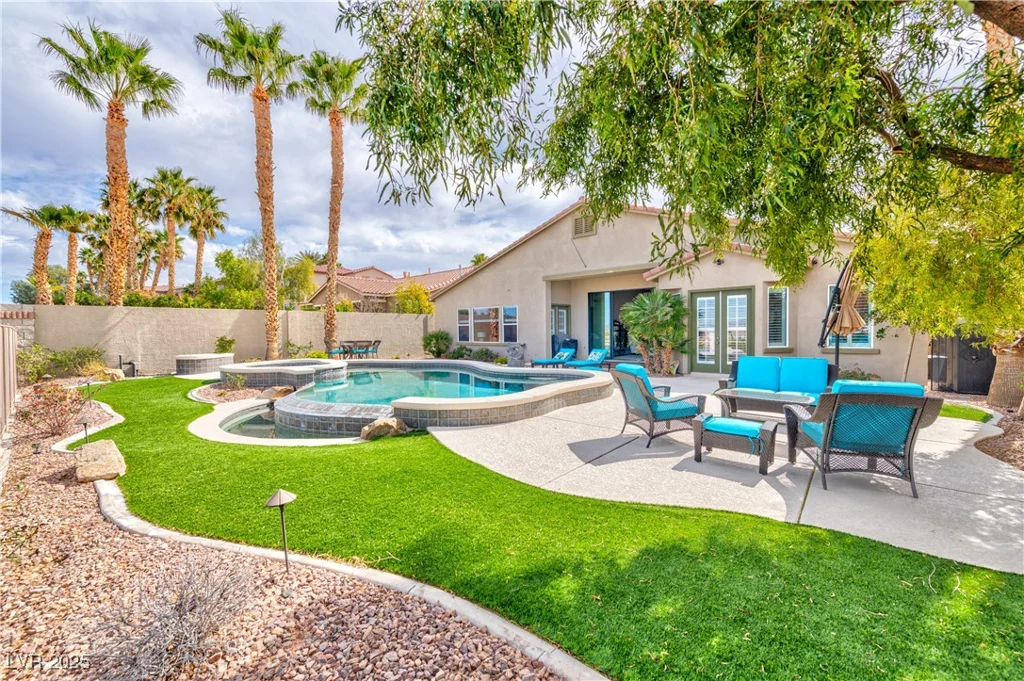 2824 Soaring Peak, Henderson, NV 89052