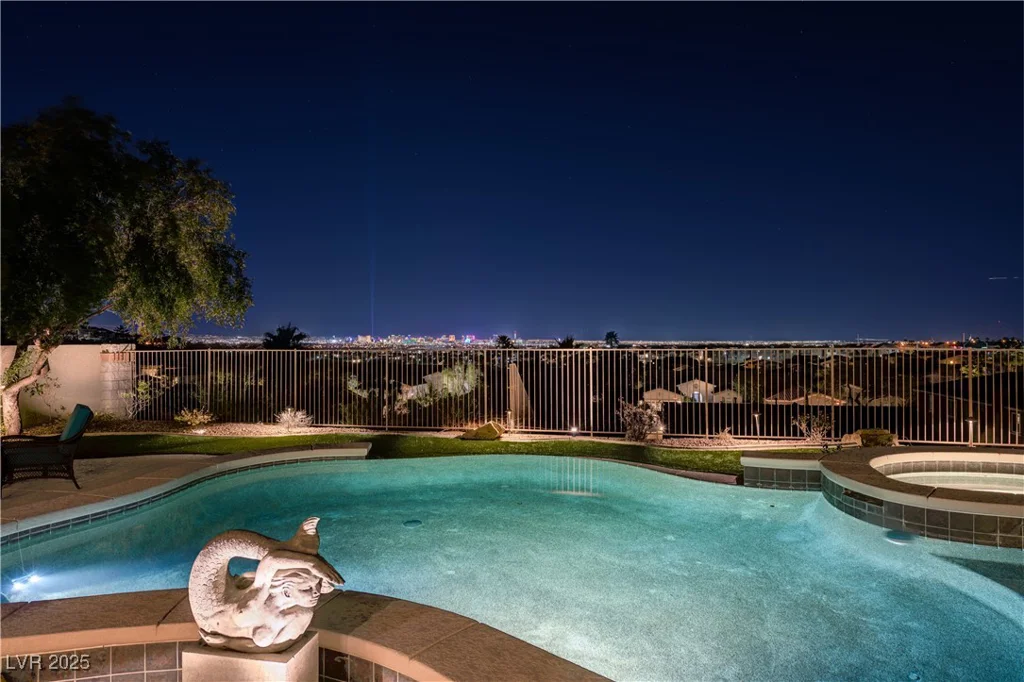 2824 Soaring Peak, Henderson, NV 89052