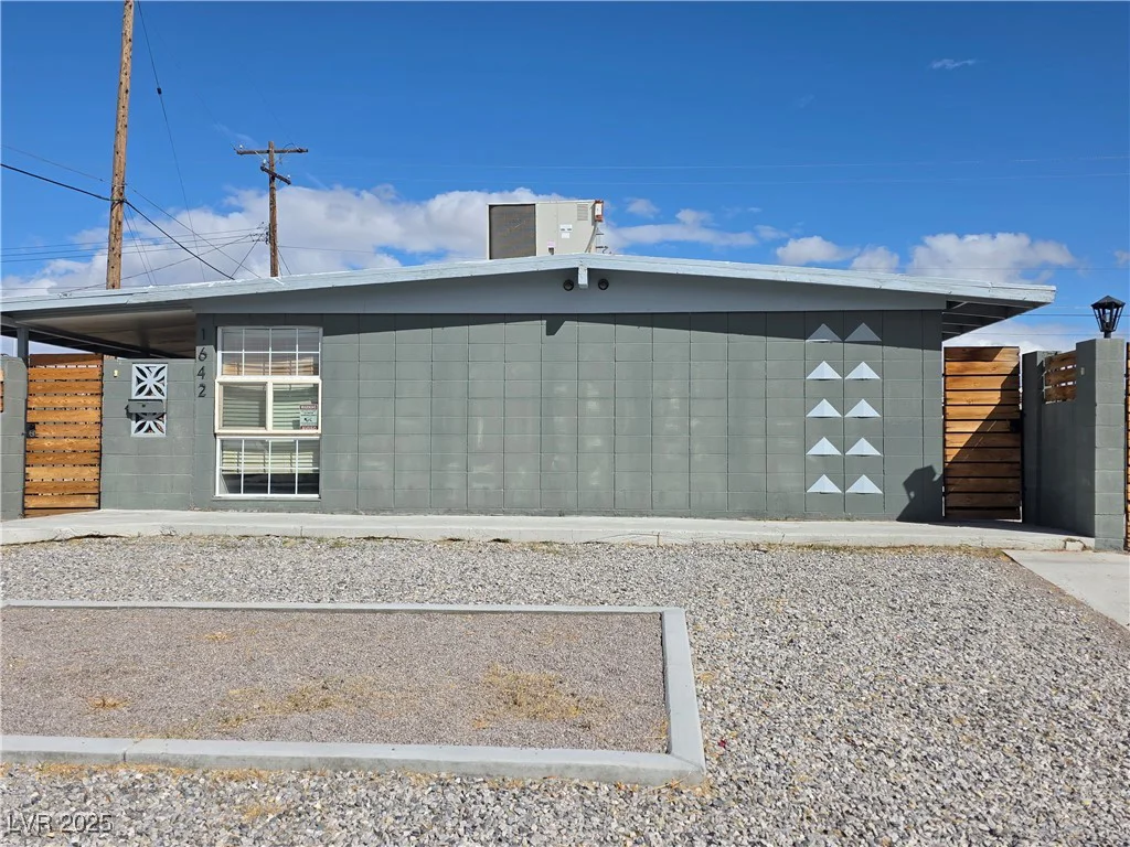 1642 Palma Vista, Las Vegas, NV 89169