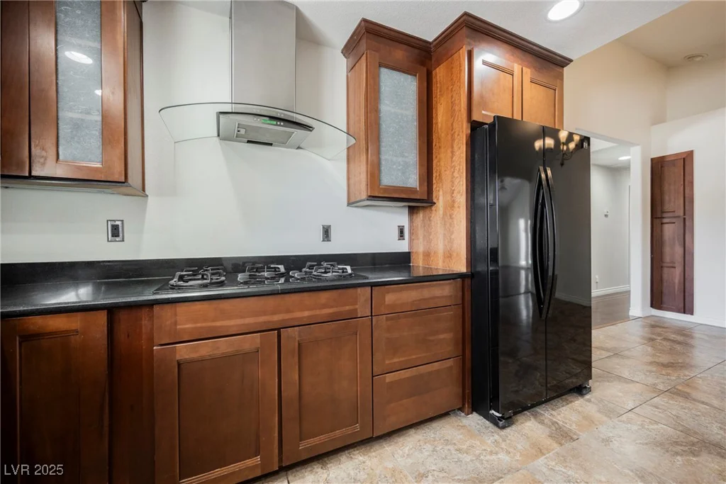 6284 Pinewood, Las Vegas, NV 89103