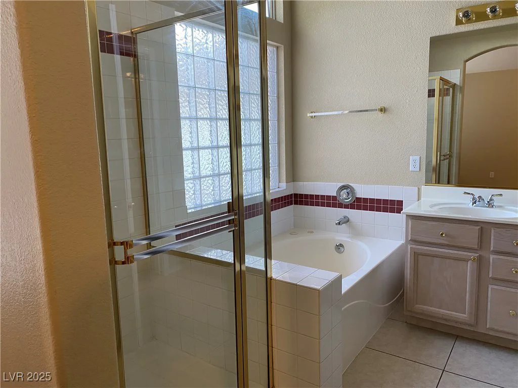 220 Sandpiper Village, Henderson, NV 89012