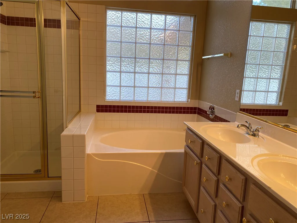 220 Sandpiper Village, Henderson, NV 89012