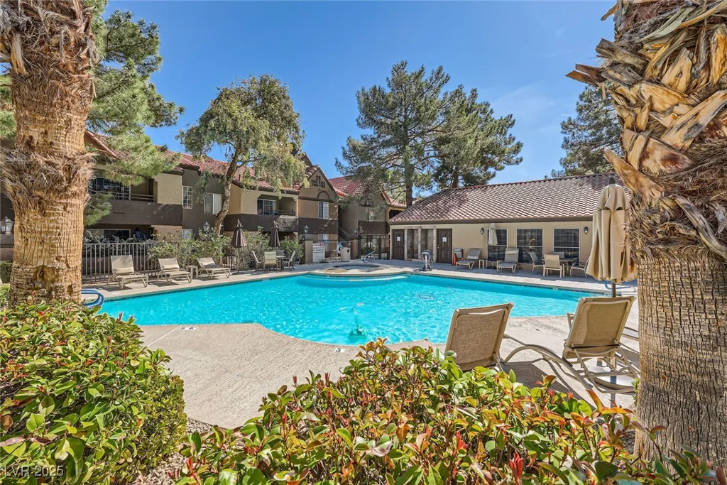 2200 Fort Apache, Las Vegas, NV 89117