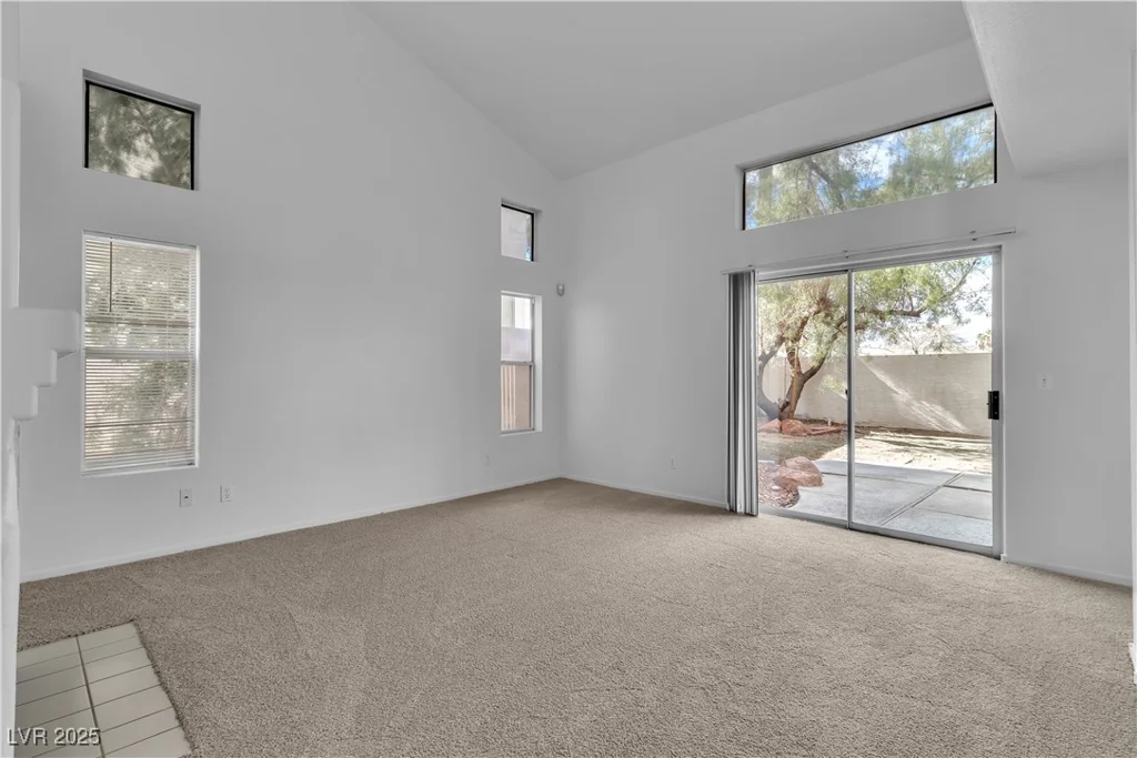8112 Broken Spur, Las Vegas, NV 89131