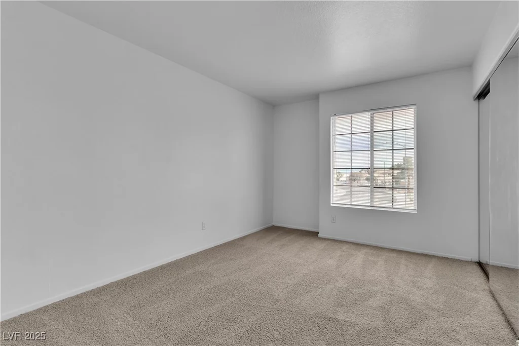 8112 Broken Spur, Las Vegas, NV 89131