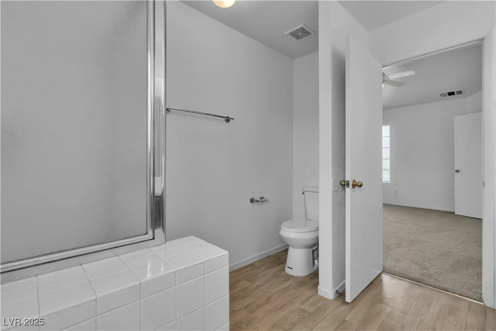 8112 Broken Spur, Las Vegas, NV 89131
