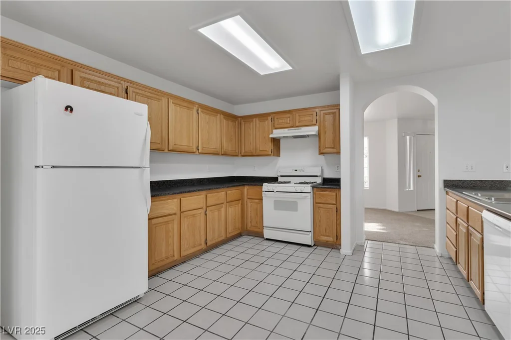 8112 Broken Spur, Las Vegas, NV 89131