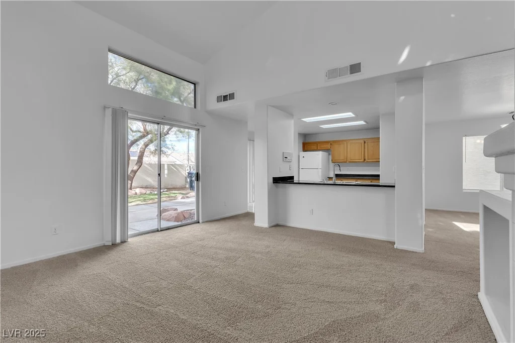 8112 Broken Spur, Las Vegas, NV 89131