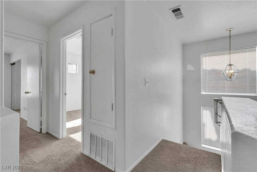 8112 Broken Spur, Las Vegas, NV 89131