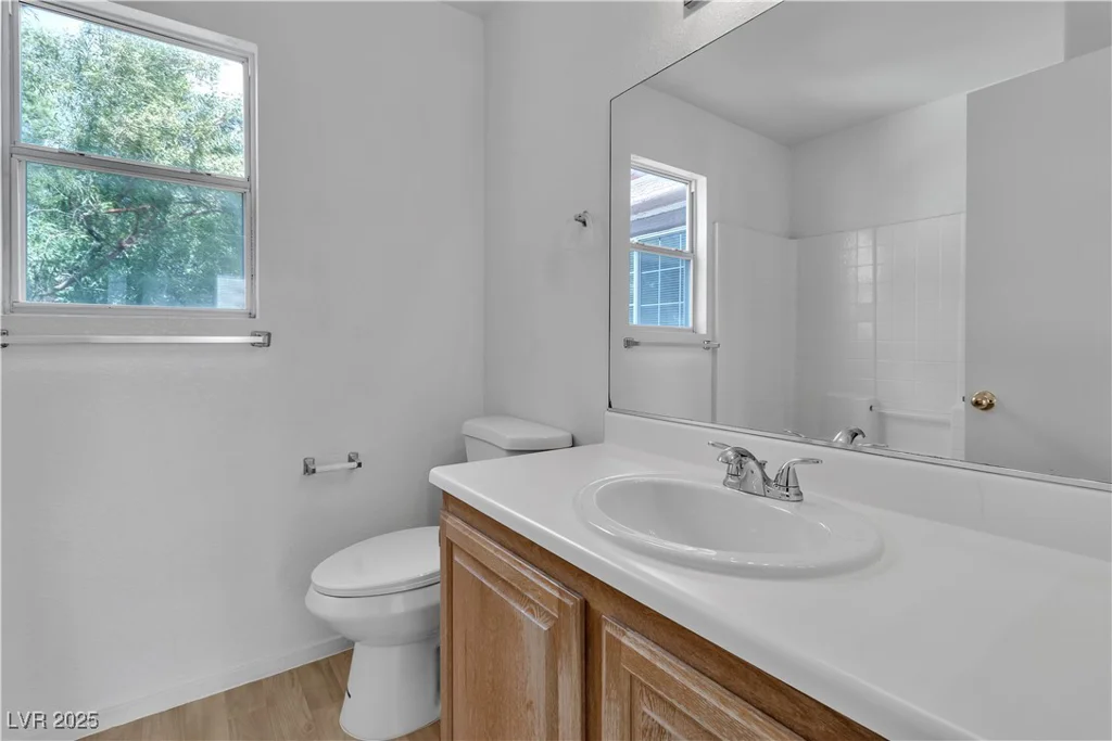 8112 Broken Spur, Las Vegas, NV 89131