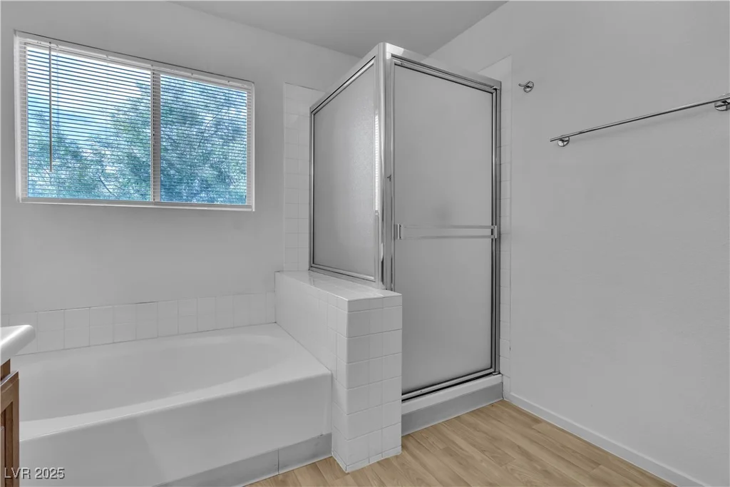 8112 Broken Spur, Las Vegas, NV 89131