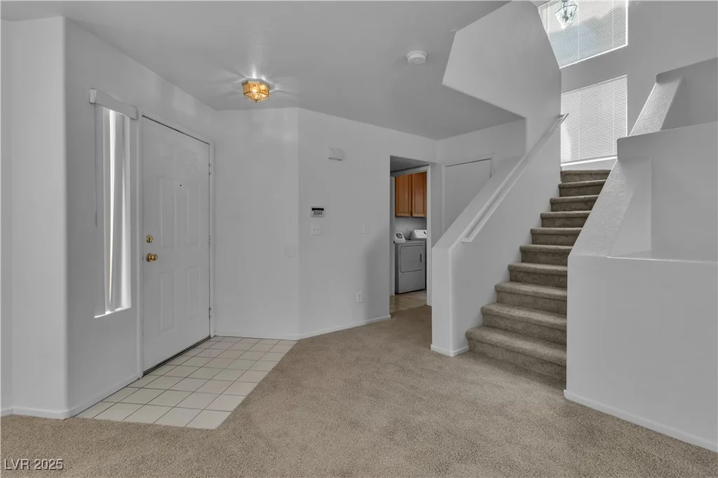 8112 Broken Spur, Las Vegas, NV 89131