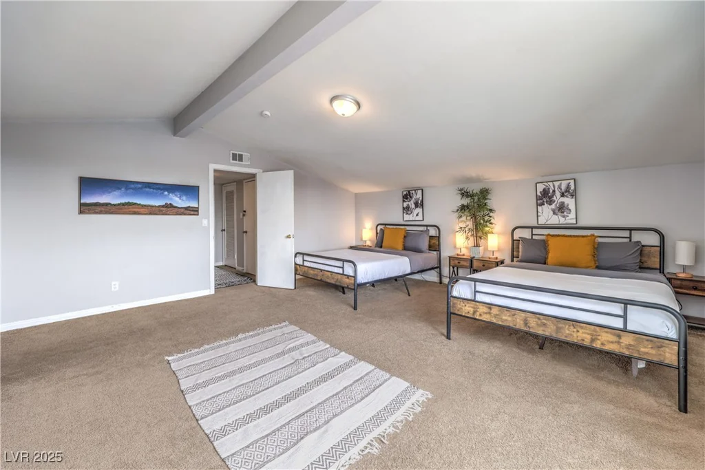 1812 RENADA, North Las Vegas, NV 89030