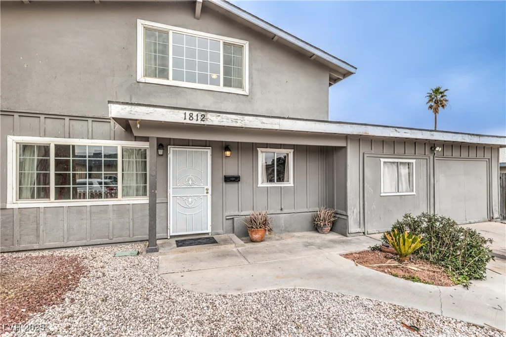 1812 RENADA, North Las Vegas, NV 89030
