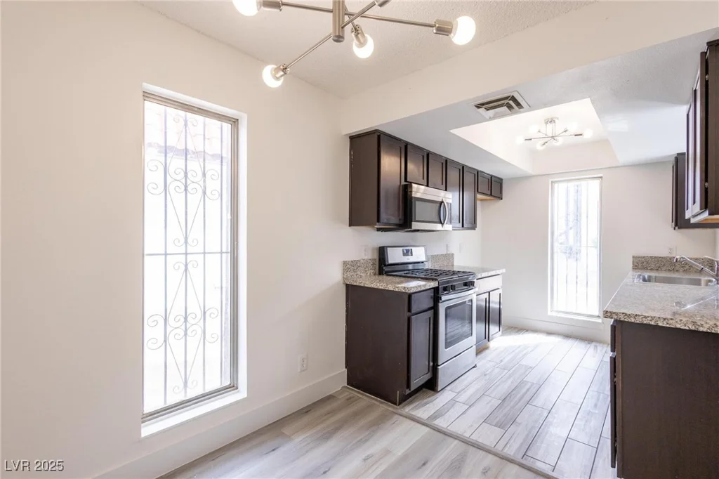 1405 Vegas Valley, Las Vegas, NV 89169