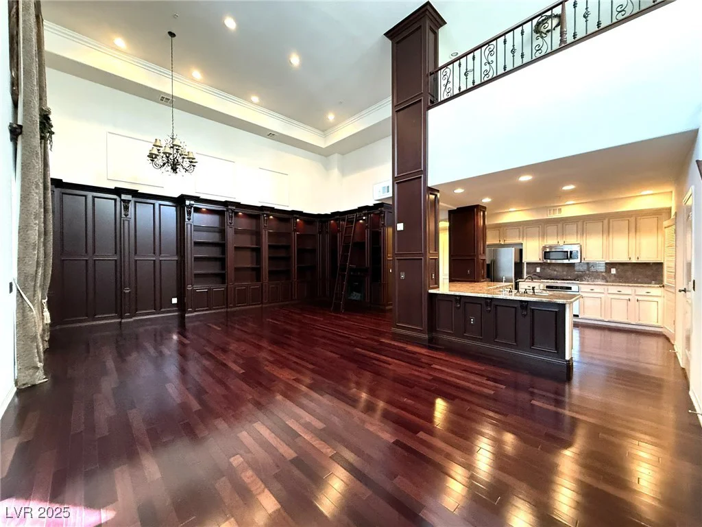 26 SERENE, Las Vegas, NV 89123