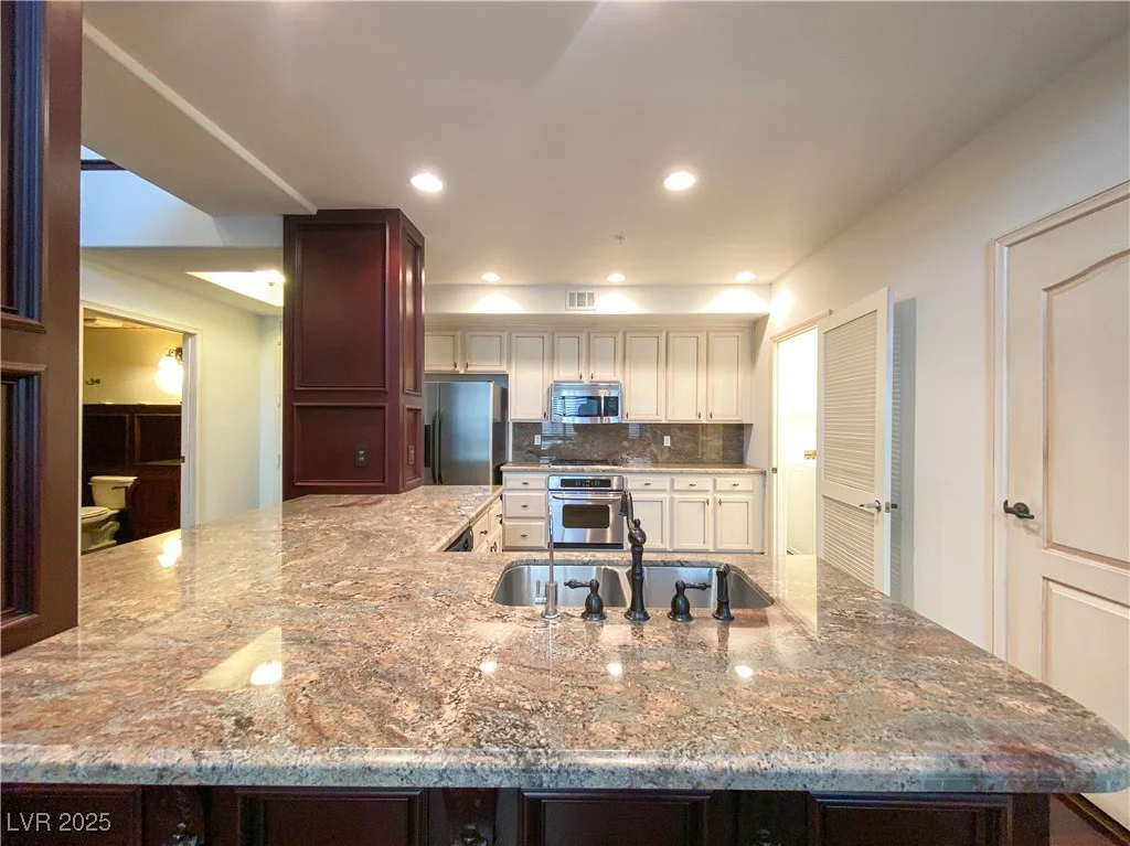 26 SERENE, Las Vegas, NV 89123