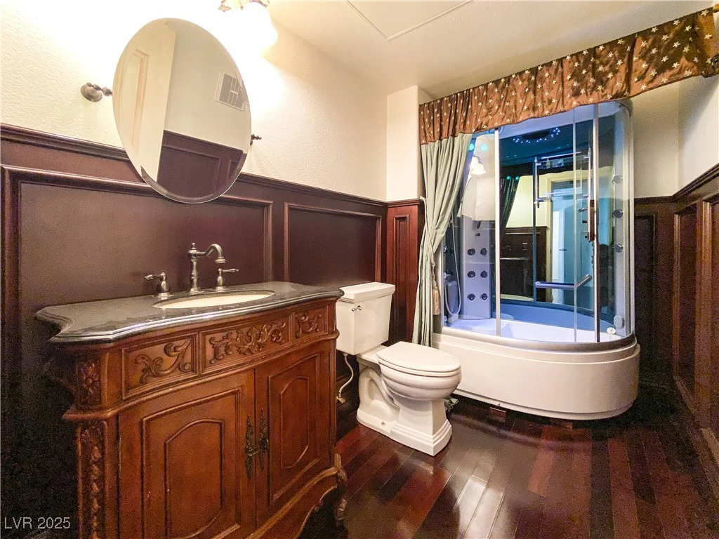 26 SERENE, Las Vegas, NV 89123