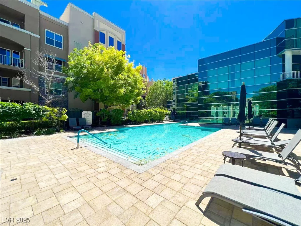 26 SERENE, Las Vegas, NV 89123
