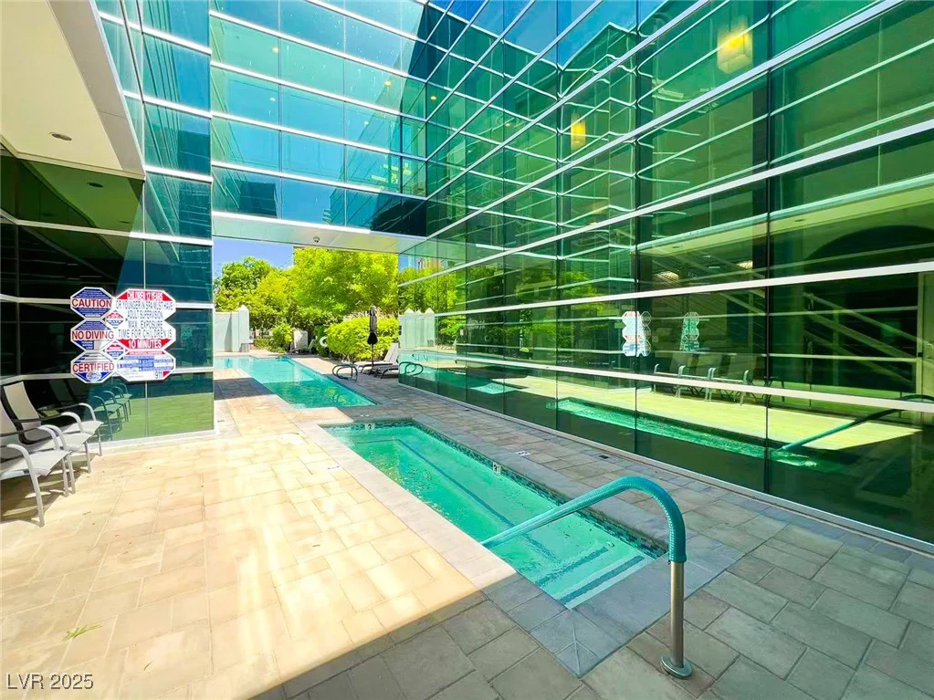 26 SERENE, Las Vegas, NV 89123