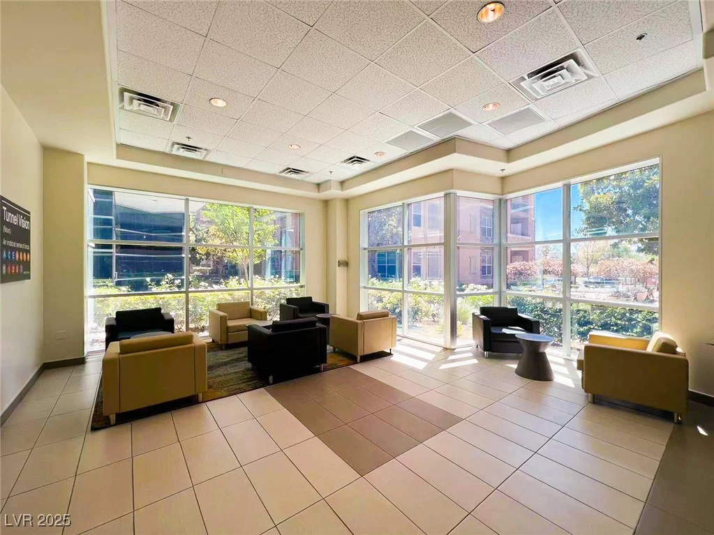 26 SERENE, Las Vegas, NV 89123