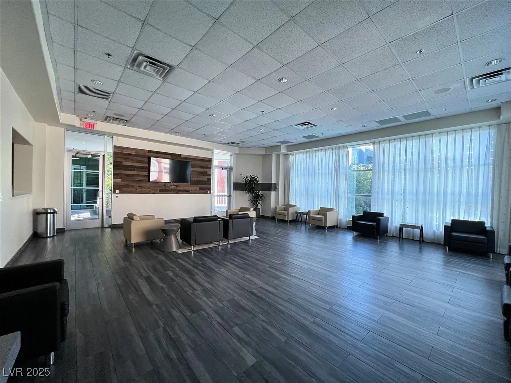 26 SERENE, Las Vegas, NV 89123