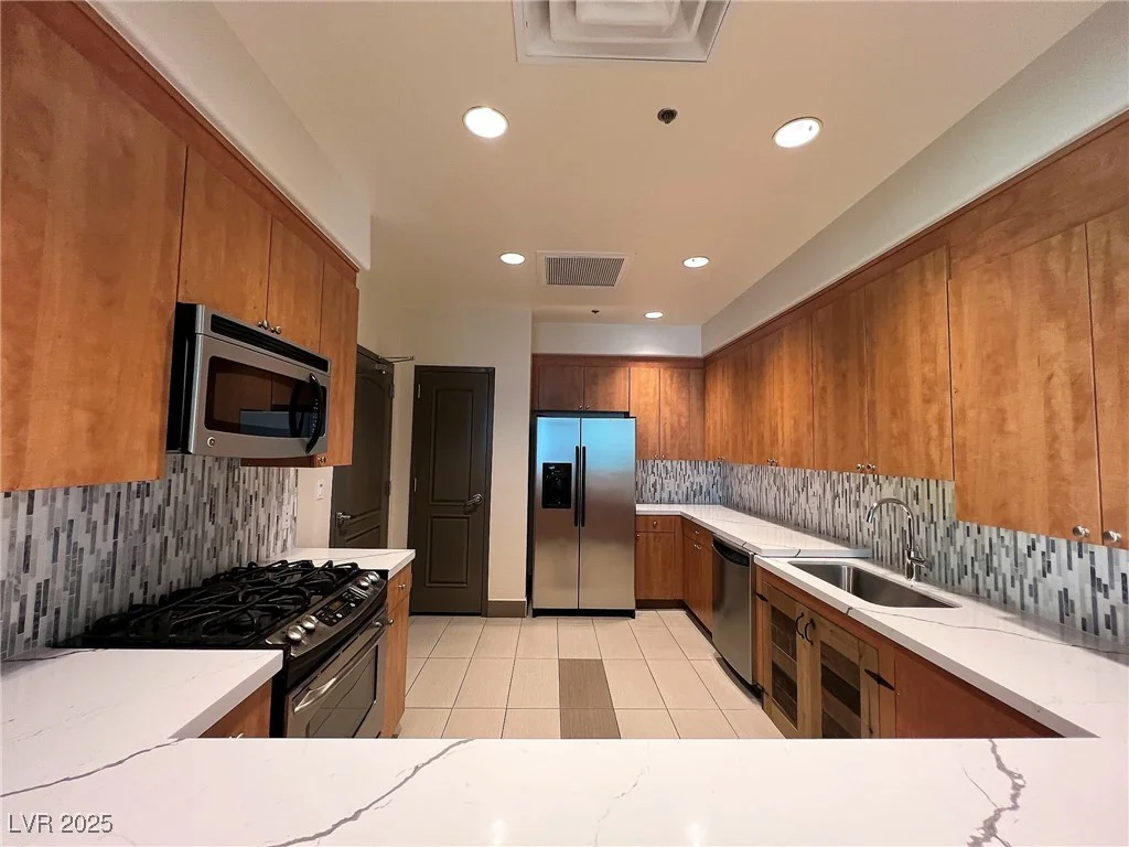 26 SERENE, Las Vegas, NV 89123
