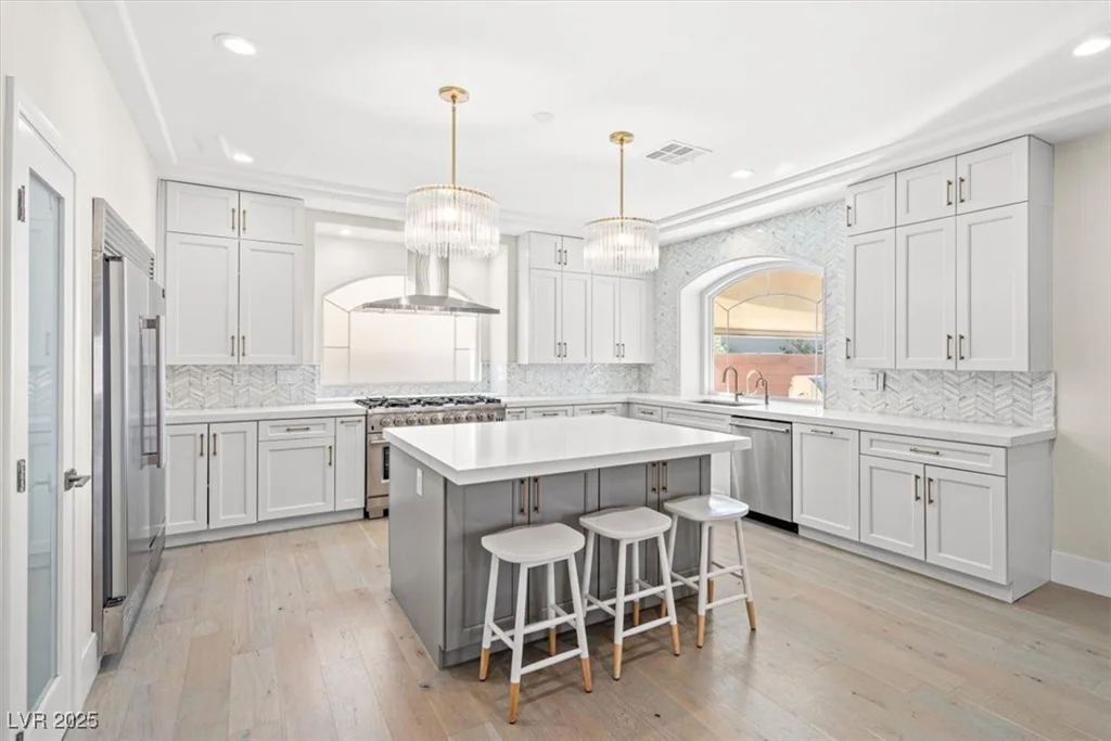 6335 Mount Eden, Las Vegas, NV 89139